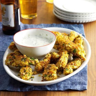 tiras de frango de amêndoa com molho de iogurte