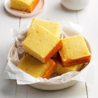 pão de milho amanteigado