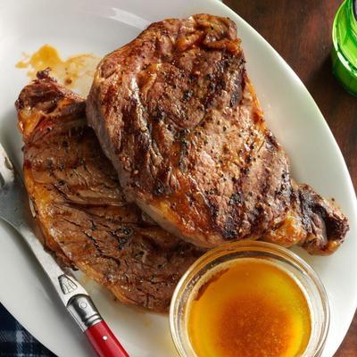 bife grelhado com manteiga