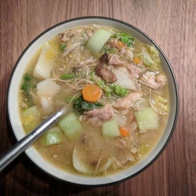 sopa de miso de frango e legumes (versão instant pot®)