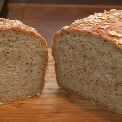 trigo integral e pão de aveia com corte de aço - pão de fermentação longa