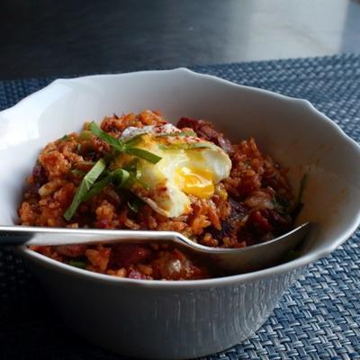 arroz frito kimchi de corned beef