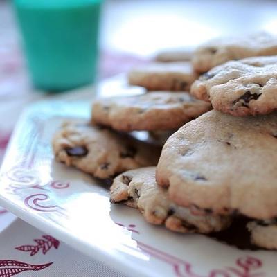 bolinhos fáceis com gotas de chocolate sem glúten