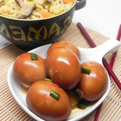 ovos de soja (shoyu tamago)