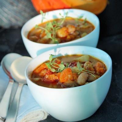 minestrone de outono do norte da Itália sem glúten