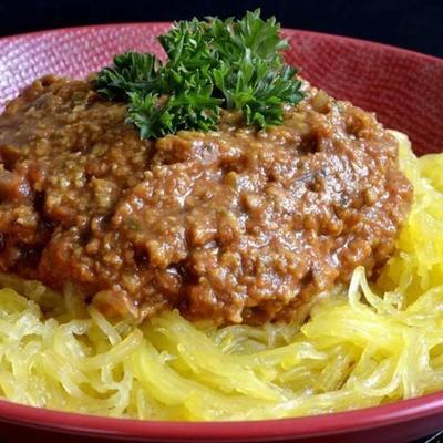 low-carb, vegan spaghetti squash 'bolonhesa'