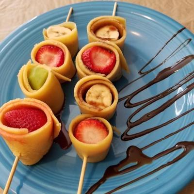 espetadas crepe de frutas