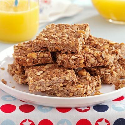 barras de granola de nutella e manteiga de amendoim