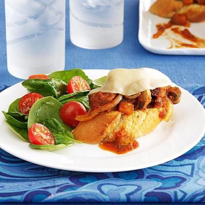 salsicha cacciatore sanduíches