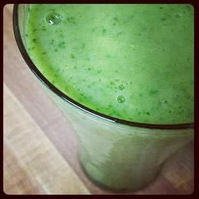 batido de banana laranja kale