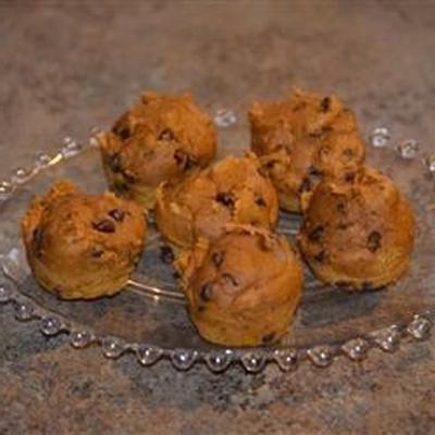 mini muffins de abóbora com gotas de chocolate