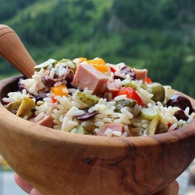 insalata di riso (salada de arroz italiano)