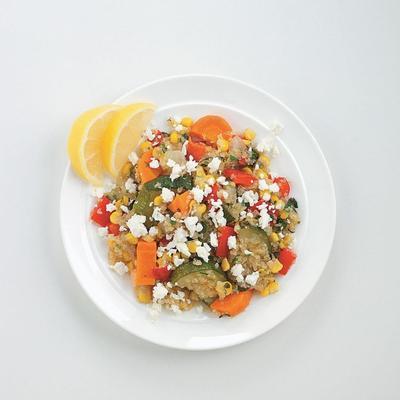 salada de quinoa vegetal assada