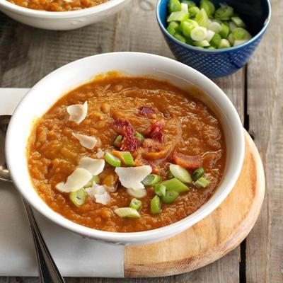 sopa de batata-doce e grão de bico do sudoeste