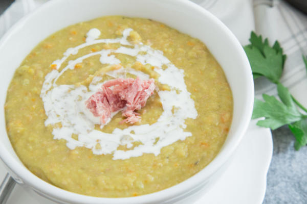 ervilha verde do tio bill com sopa de hambone