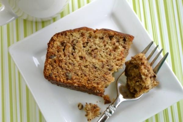 pão de nozes de banana muito úmido