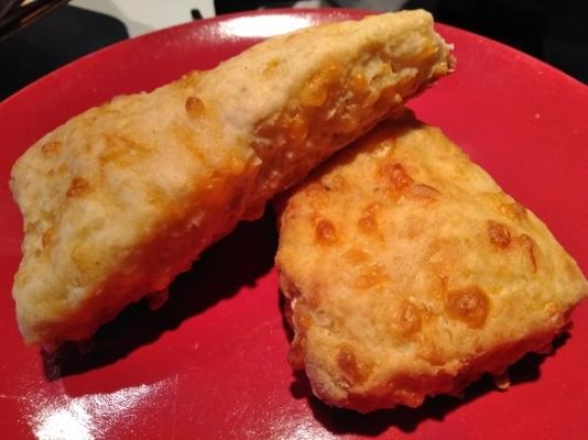 Bolinhos de queijo fáceis - com pressa.