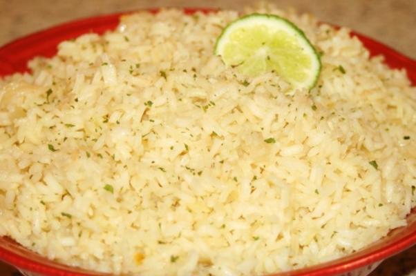 arroz blanco (arroz branco mexicano)