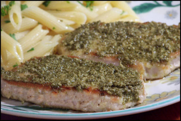 costeletas de porco pesto