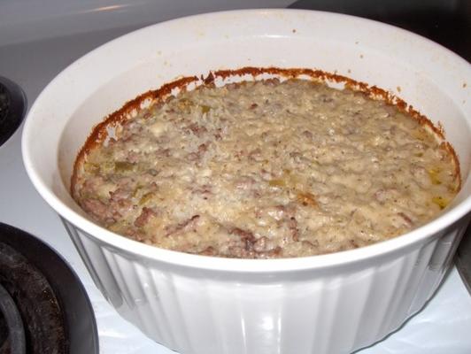 Caçarola de carne e arroz