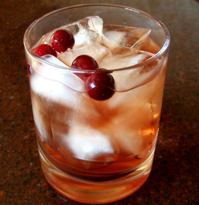 malibu e cranberry cocktail