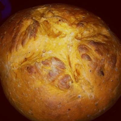 pão de manjericão tomate - à mão ou máquina de pão