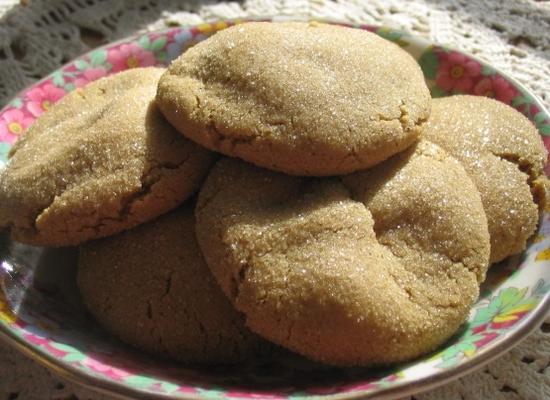 pepparkakor - biscoitos tradicionais escandinavos de açúcar e especiarias