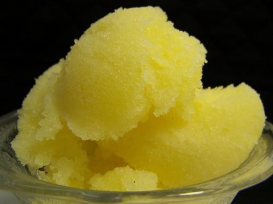 helado de pina (gelo de abacaxi)