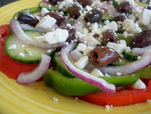 horiatiki (salada dos aldeões gregos)