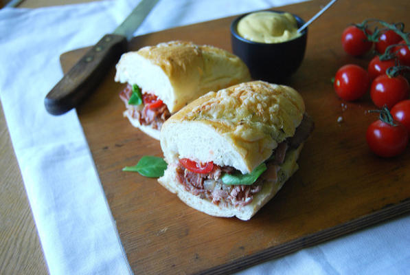 slow-cooker boardwalk sanduíches de carne italiana