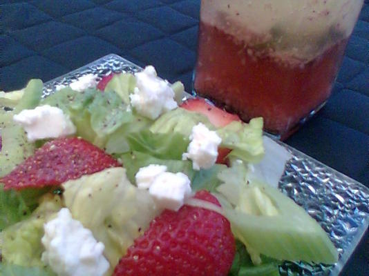 molho de salada de alho e vinagre de vinho tinto