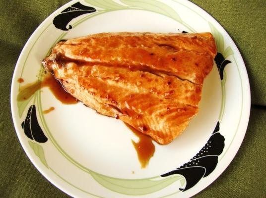salmão assado javanês