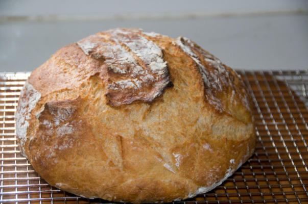 pão artesanal de boule