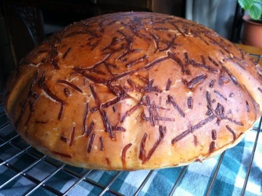 pão de fermento e parmesão