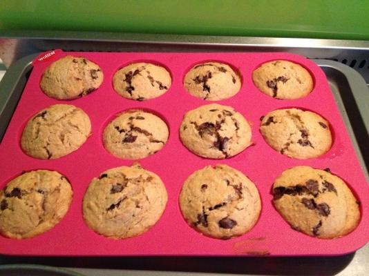 bolinhos de chocolate com banana de trigo integral