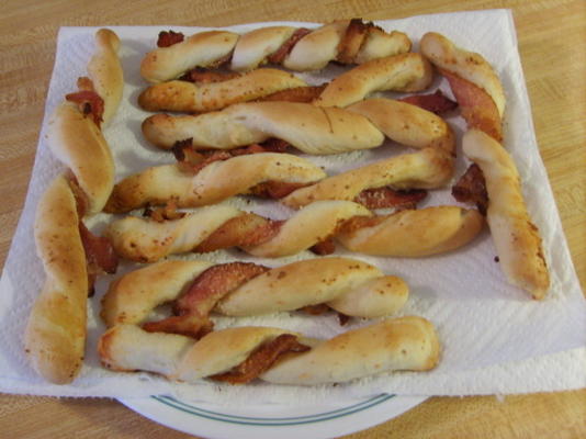 bacon embrulhado palitos de parmesão