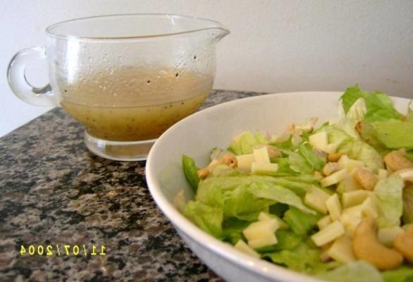 caju suíço jogou salada