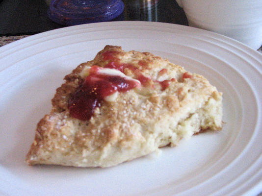 creme Scones