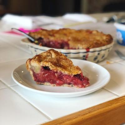 torta de ruibarbo e morango