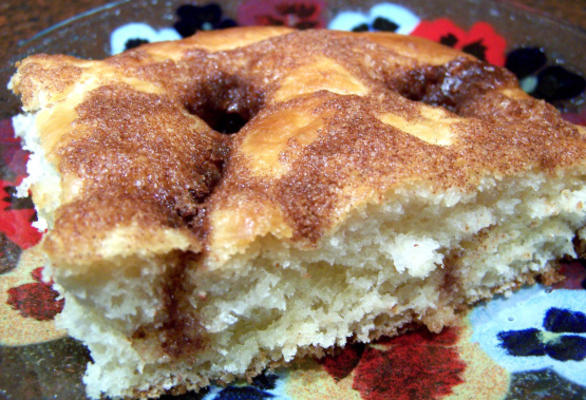 bolo de açúcar moraviano de máquina de pão