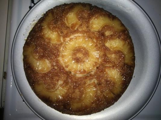 bolo de abacaxi-banana de cabeça para baixo