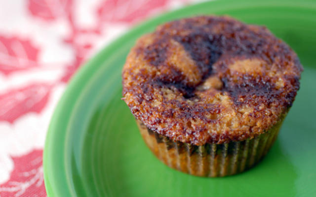 muffins de pão de canela sem glúten