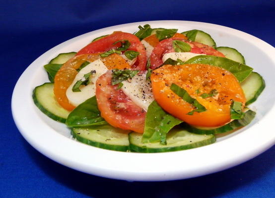 insalata caprese perfeito para o verão