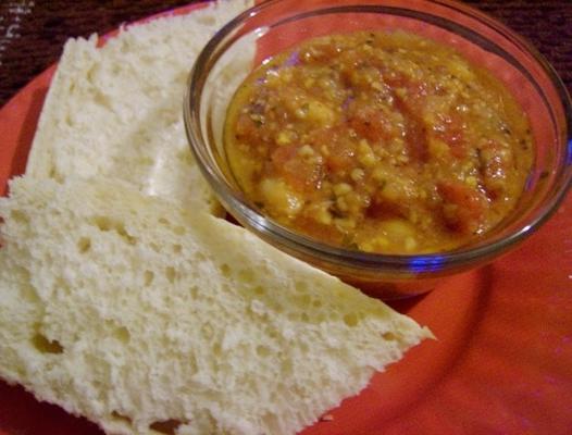 macarrão com molho de grão de bico