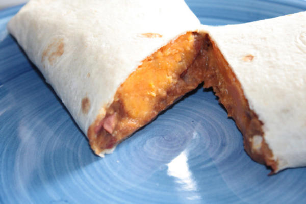 batata doce e burrito de feijão