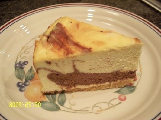 Cheesecake de mármore com baixo teor de carboidratos