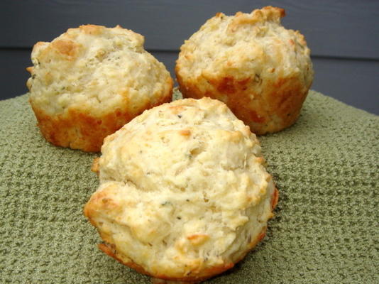 muffins de mozzarella de alho