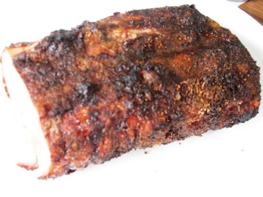 Assado de carne de porco temperado grelhado