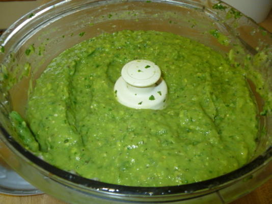 abacate e tomatillo dip