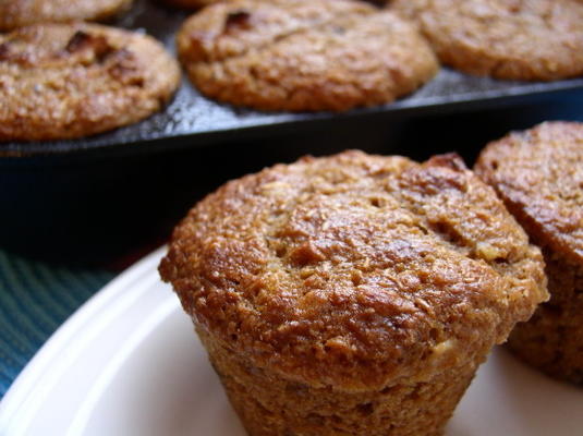 muffins de farelo de maçã de padaria de crosta superior